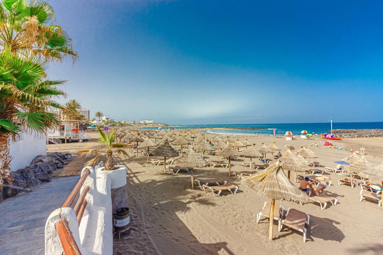 Front Of A Beach Aircon Las Americas Costa Adeje 플라야데라스아메리카스 외부 사진